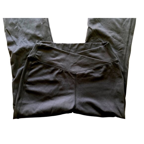 High Waisted Crossover Flare Yoga Leggings Black  Large NWT - Picture 4 of 6